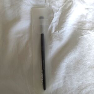 NEW NEVER USED Mary Kay Eye Smudger Brush